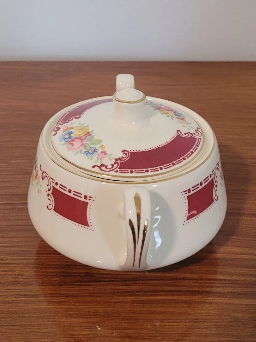 Homer Laughlin Sugar Bowl with Lid